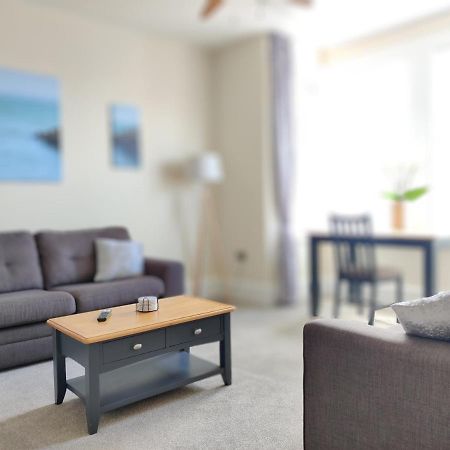 Escape To The Coast In A Luxurious Private Apartment Herne Bay Exterior photo